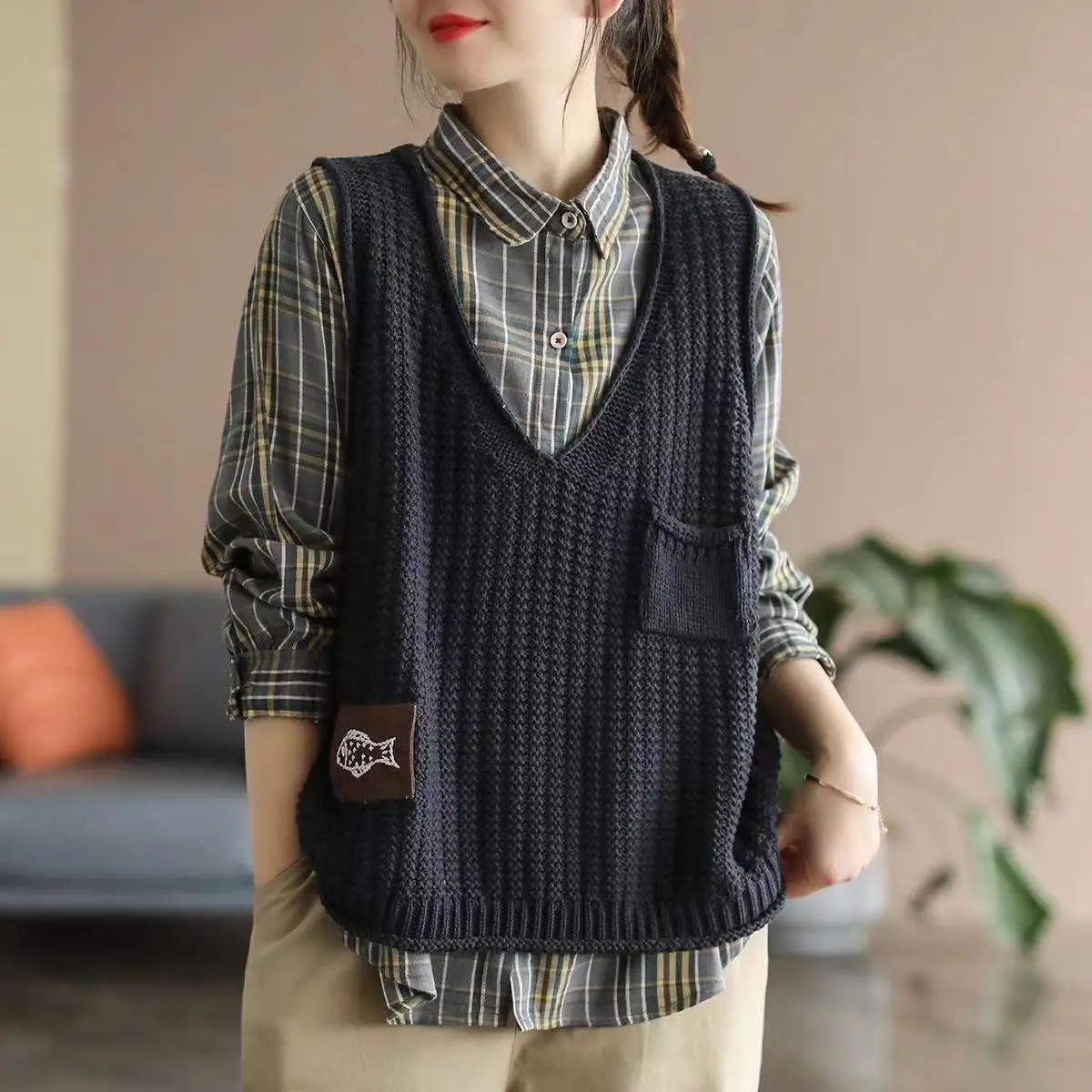 공개된 상품: 여성용 니트 조끼, 솔리드 크롭 웨이스트 - Vintage Fashion Trends 2026 리뷰 및 가격
